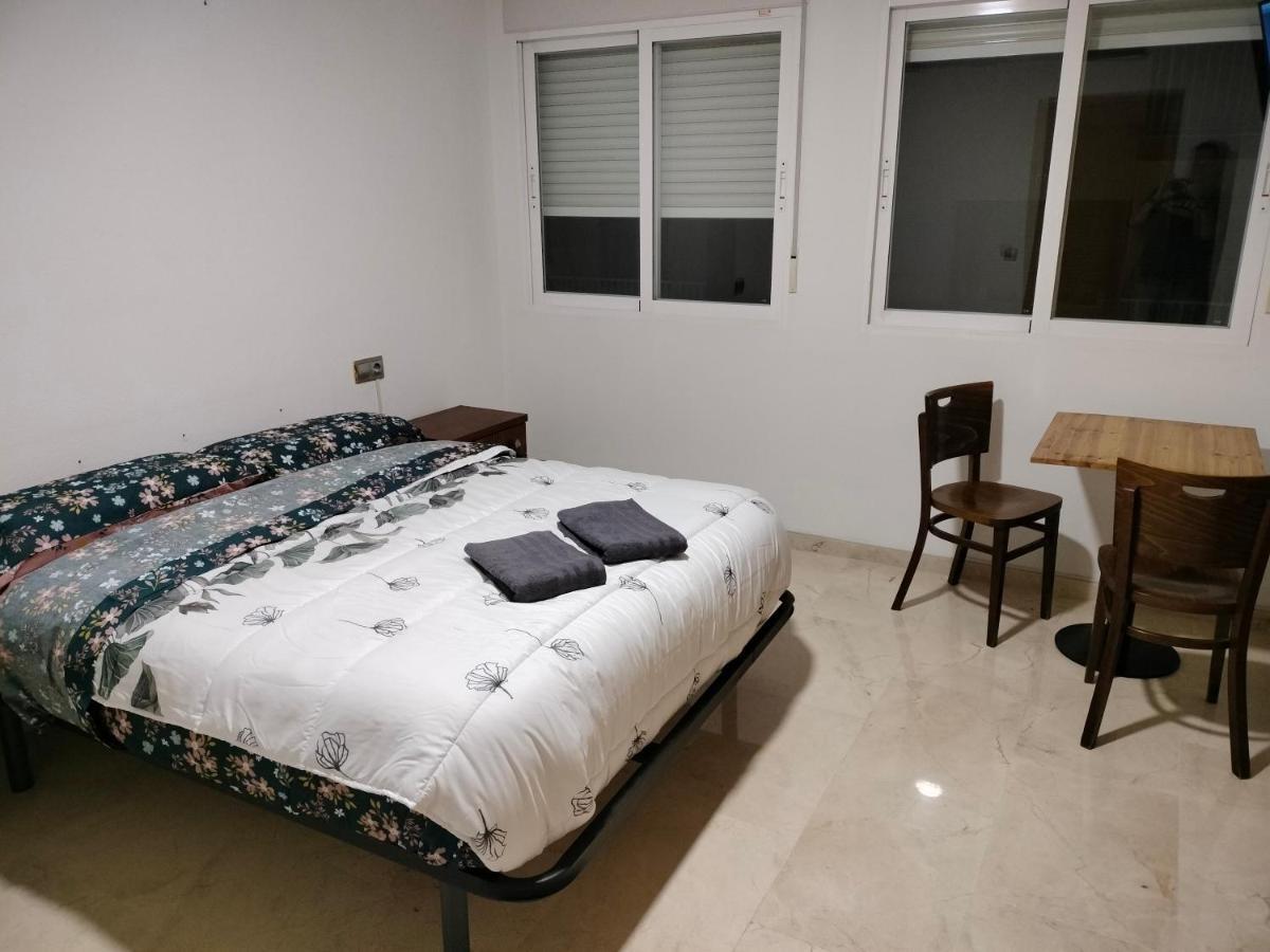 Piccadilly Centre Deluxe Appartement Alicante Buitenkant foto